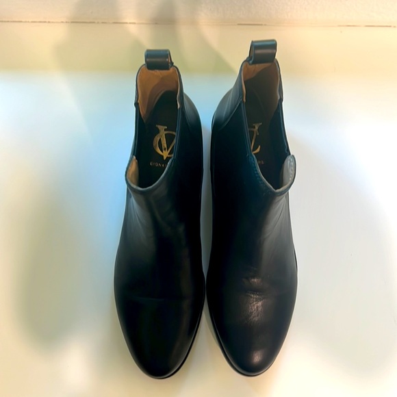 Vince Camuto Signature Mabry Chelsea boot - Picture 6 of 6